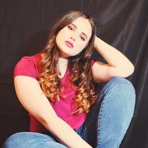 Meet your Posher, Alexandra